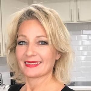 Meet your Posher, Anne